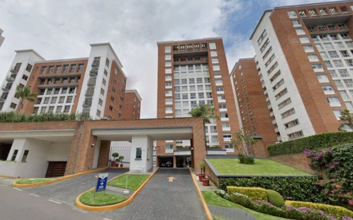 Propiedad en remate en Huixquilucan, Estado de México - Hacienda del Ciervo 8 1702, Hacienda de las Palmas, 285 metros cuadrados, 4 recámaras, 3.5 baños, 3 estacionamientos, precio $3,320,000 MXN