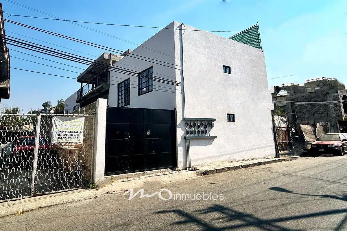 Casa residencial en venta en Xochimilco, CDMX - Calle Cuauhtémoc #4, Santa María Nativitas, 50 metros cuadrados, 2 recámaras, 1 baño, precio $1,803,000 MXN